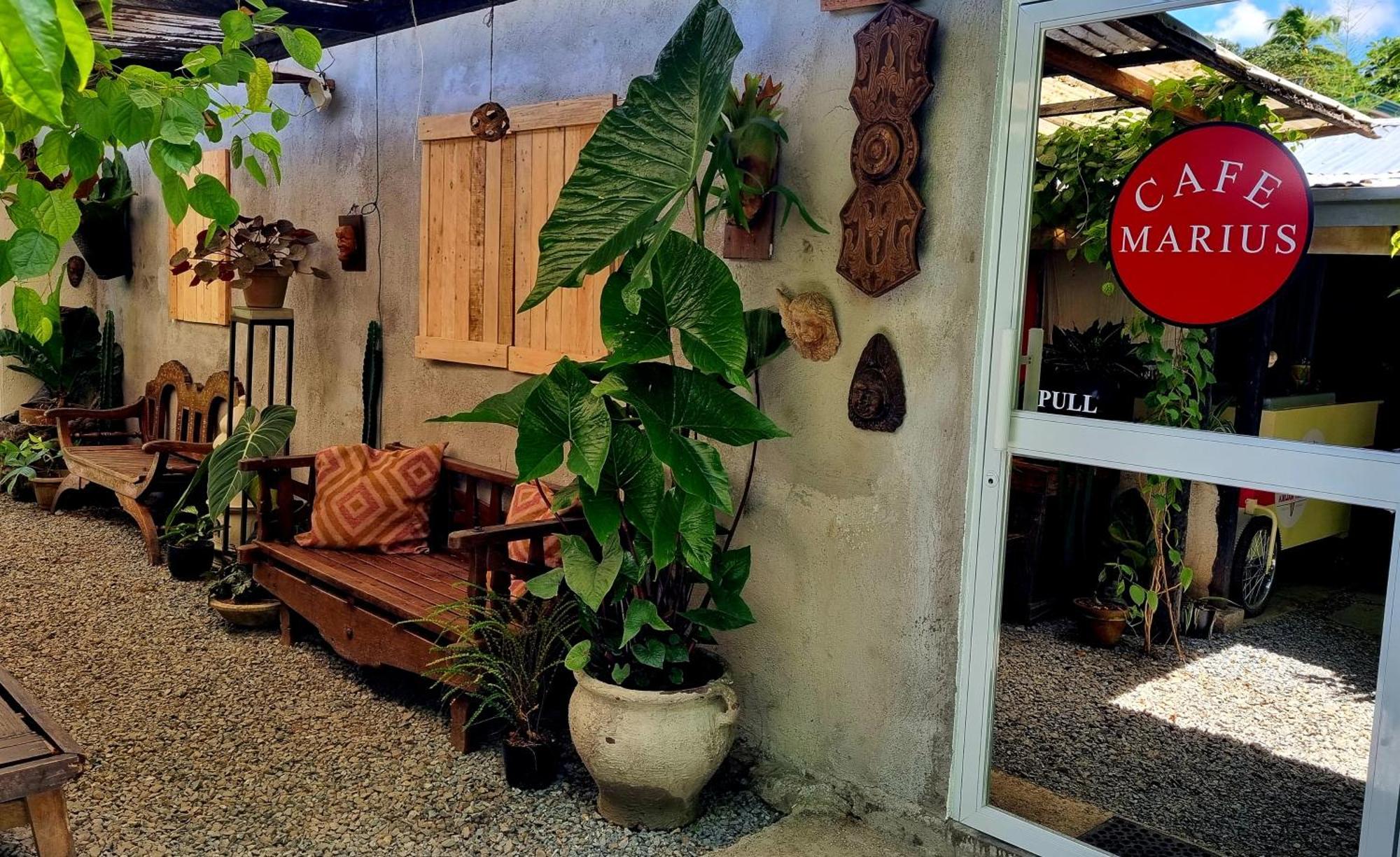 Marius B&B & Hostel Silang Dış mekan fotoğraf