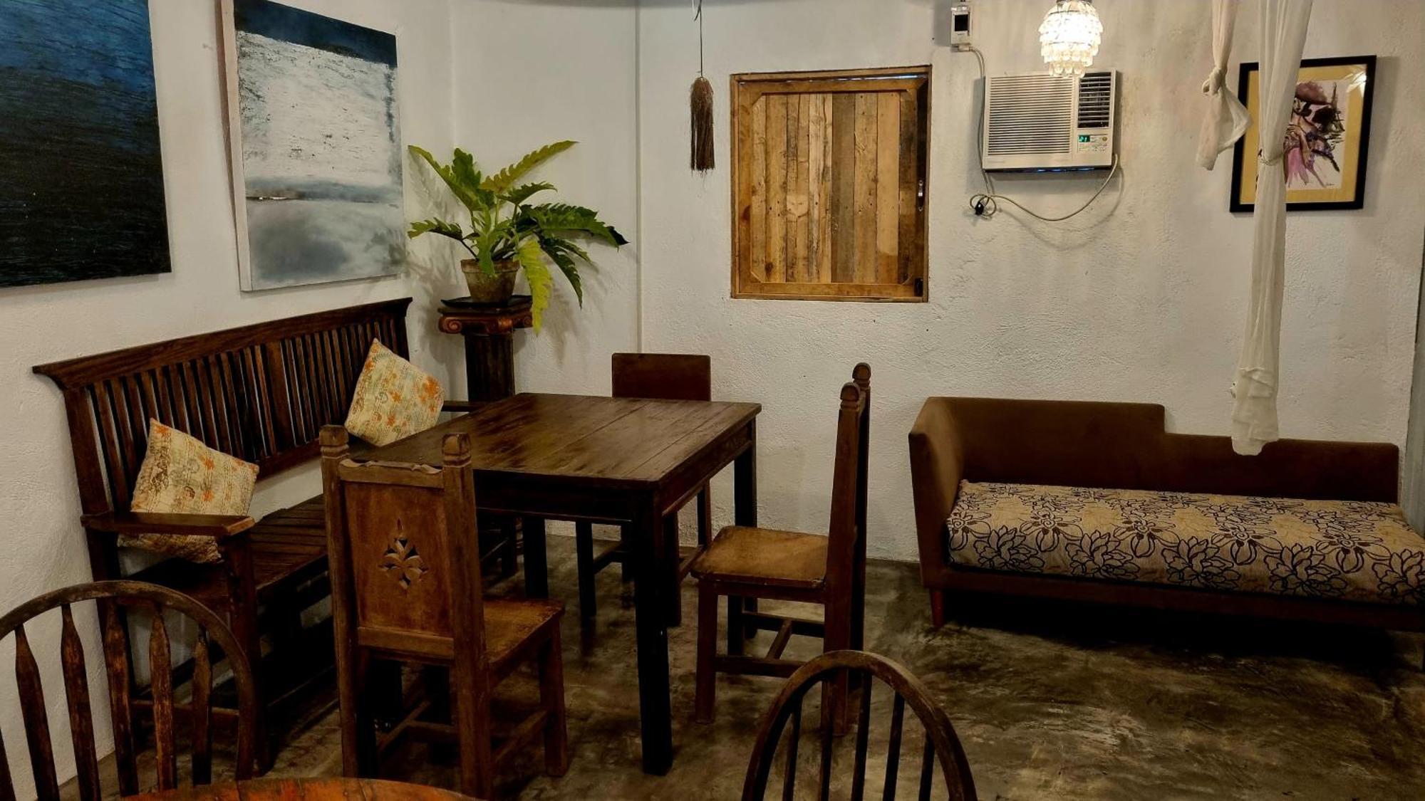 Marius B&B & Hostel Silang Dış mekan fotoğraf