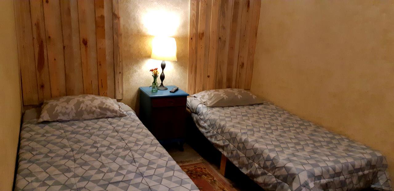 Marius B&B & Hostel Silang Dış mekan fotoğraf